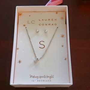 Necklace with earrings